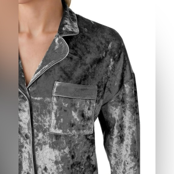 💝Lord & Taylor Women's Premium Quality 2 Piece Velour Pajama Set with Pockets 😍 - Picture 4 of 6